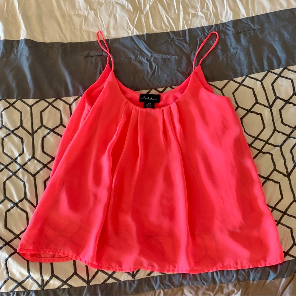 Seductions flowing tank top